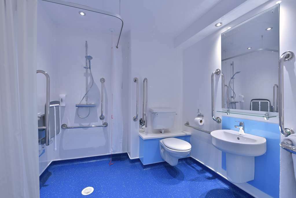 Travelodge Reading Whitley الغرفة الصورة