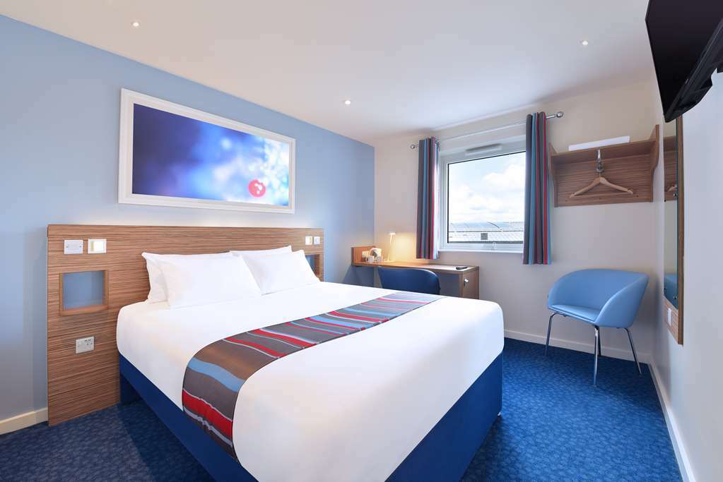 Travelodge Reading Whitley الغرفة الصورة